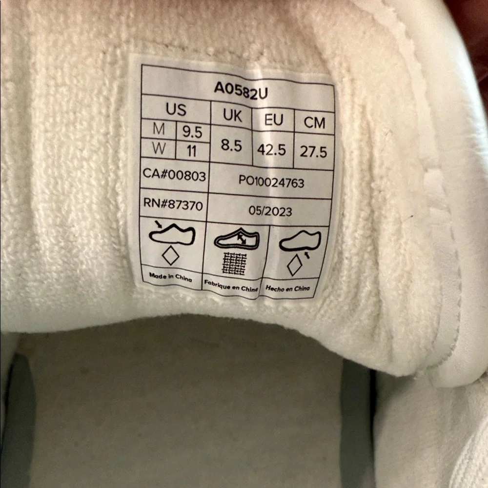 ALO Yoga White Plush Lined Sneakers - Picture 2 of 3